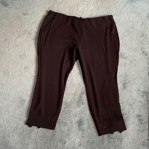 Ankle-zip leggings